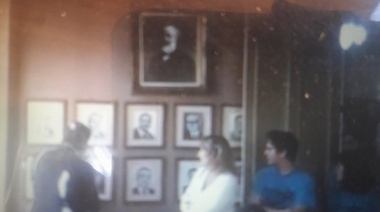 En Veterinaria de la UNLP bajaron el cuadro del último decano de la dictadura militar