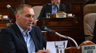 Irurueta hace punta en el Concejo con la cruzada anti adoquines