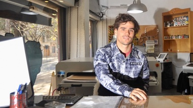 Egresados 2018: si no se llevan ninguna materia, un comercio platense les regala los buzos