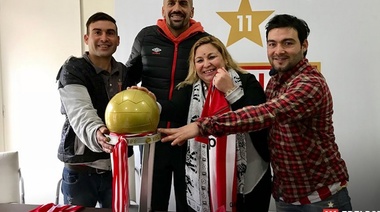 Al pibe que buscaba Estudiantes le decían Tachuela, murió hace 16 años y Verón se juntó con la familia