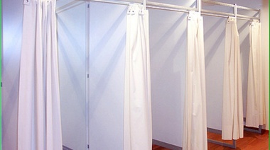 Vendedor de ropa se hacía pasar por gay para manosear a las clientas