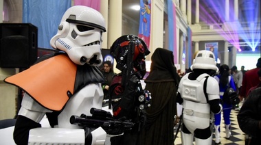 Miles de visitantes acudieron al festival del cómic y los video juegos en el Pasaje