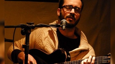 Por usar la palabra "Todes", echaron a un profesor de un colegio católico platense