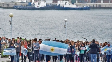 A 900 metros de profundidad, ven muy difícil intentar el rescate de los cuerpos