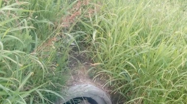 Sabojate: en la Muni dicen que taparon desagues con piedras y bolsas de arena para provocar anegamientos en Los Hornos