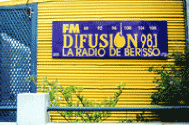 Todas las voces, todas: cumple 30 años FM Difusión de Berisso, un ejemplo de pluralidad