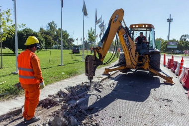 Esperemos que duren: este sábado se terminan los arreglos en la rotonda de la Autopista