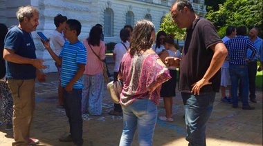 Escudero denunció que en Arturo Segui, los vecinos están obligados "a vivir en el far west"