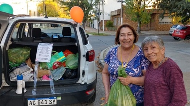Pies Calentitos pasó por La Loma y quedó claro que es un barrio solidario