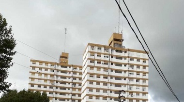 Sin luz ni agua ni ascensores: en las Torres de Villa Elisa se acuerdan hasta de la tatarabuela de los de Edelap