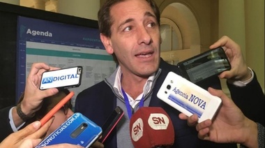 Garro  en Argentina Abierta: "La educación es estar conectados"
