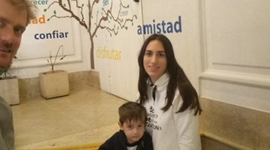 Los Miserables: necesita que lo operen de los dos oídos pero IOMA dice que sólo pagará por uno