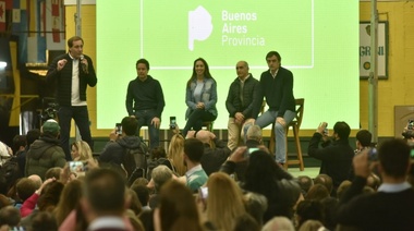 Vidal, ante 1,600 docentes de la Mesa Educativa Regional: "Ser maestro es mucho más que enseñar"