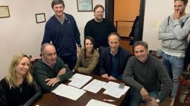 ¿Habrá pensado en aquello de "dime con quién andas"?: Rollié se bajó del conventillo lavagnista platense