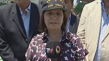 Ya hacen cola para pegarle a la Colimba de Pato Bullrich