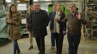 Cuchuflito y Pindonga: Vidal pidió a los hipermercados poner en las góndolas carteles que digan: "Comprá PyMEs bonaerenses"