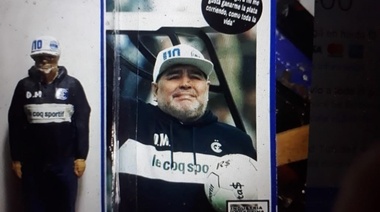 Pidan chiques, pidan: ya está, a 400 pesitos, el muñeco de Maradona vestido con los colores de Gimnasia