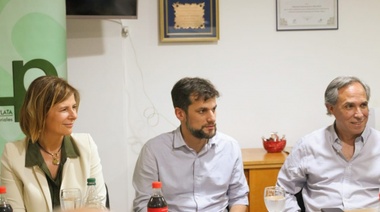 Saintout se reunió con la FELP por un tema espinoso: la venta callejera