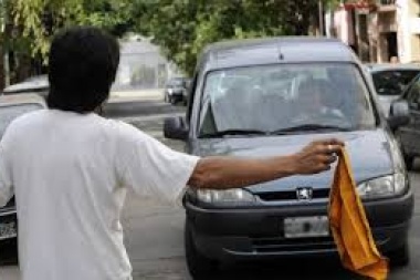 Impulsan una ley Trapitos Cero para multarlos y meterlos presos