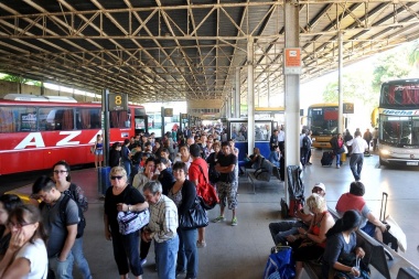 Garro va a los bifes con la nueva terminal de ómnibus en 1 y 44: en 30 días la Nación cede las tierras al municipio