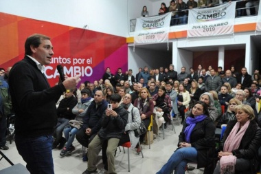 Garro la quiere dar vuelta marcando la diferencia entre la ciudad que recibió y la de su gestión