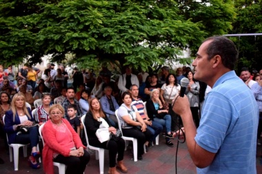 En las malas, mucho más: Escudero fogoneó reforzar la unidad del peronismo platense