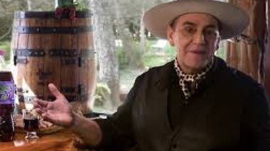 Por la ola marrón ordenan retirar más lotes de Manaos: el Chaqueño Palavecino viene zafando