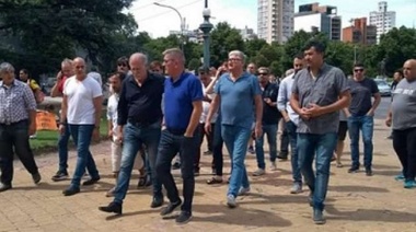 "Si canta la marcha peronista no puede despedir trabajadores": fuerte reclamo gremial por los despidos en el municipio de La Plata