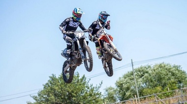 Con sorteo de entradas por Facebook, sigue el supercross en la cantera de 25 y 520