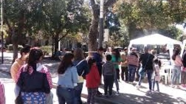 En Plaza San Martín, todo para el Cole a precios honestos: cuadernos $100; guardapolvos a $390