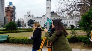 Estudiantes de la UNLP desarrollan un novedoso modelo para determinar la aptitud de terrenos en la realización de obras