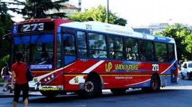Denuncian a la Línea Unión Platense 273 por desinfecciones flojas de papeles
