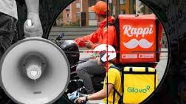 Estalló una interna entre repartidores y ya hay denuncias de golpes, aprietes e intentos de pasarse por encima con la moto