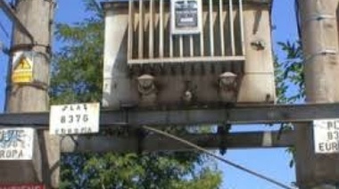 No hacen asco a nada: se robaron dos transformadores de Edelap en Villa Elisa y Arturo Segui