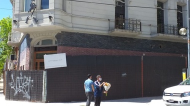 Ladrillo a la vista, más berreta que canapé de polenta: cuestionan el cambio de fachada de un edificio patrimonial