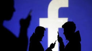 Facebook rechazará las prédicas anti vacunas y comentarios nazis