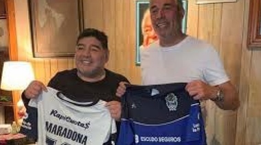 Diego se repone más aliviado: Pellegrino tuvo su 17 de octubre low cost y sigue en la presidencia del Lobo