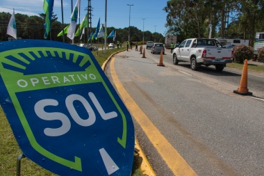 Ni para policía ni para chorro: fue al Operativo Sol, robó un botín de $70, lo descubrieron y lo echaron