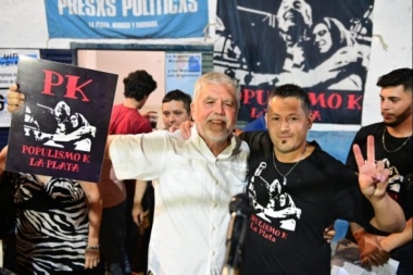 Con presencias de sectores del peronismo, De Vido encabezó un acto en La Plata: "Tenemos un futuro por delante"