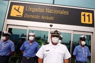 Los argentinos que están afuera por ahora no serán repatriados