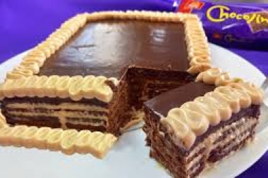 Si Doña Petrona viviera, sería chocolinera: eligieron a la Chocotorta como el mejor postre del mundo