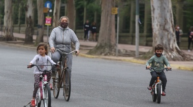 Otro domingo de calles peatonales para disfrutar el Bosque
