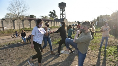 La Muni lanzó "Juntas Podemos", cursos de defensa personal para mujeres platenses