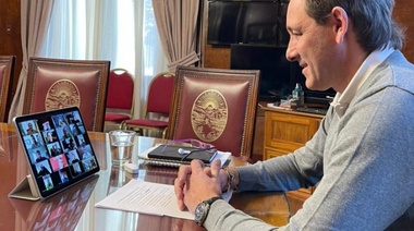 Garro apuesta a ganador: "el futuro va de la mano de personas como Horacio y Diego"