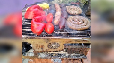 Argentina hasta la muerte: hizo asado con una computadora y se volvió viral