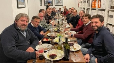 Unión Cívica Remachirula: fuerte repudio de un sector radical por una reunión con foto de candidatos de Manes, sin espacio femenino