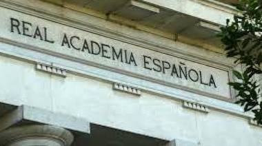 La que saquearon de América no la devuelven, pero siguen preocupados por cómo hablamos