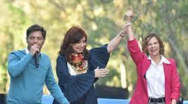 Recuperar el Teatro Argentino "que fue arrasado", propuso Saintout al asumir en el Instituto Cultural