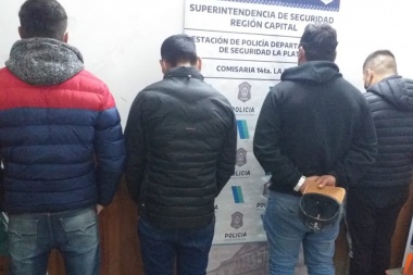 Falsos agentes de Inteligencia intentaron desplumar a ciudadanos chinos en una timba en 11 y 56