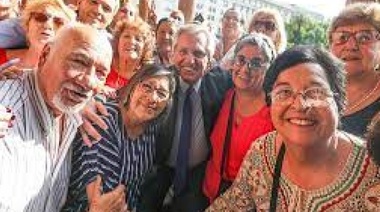 Subiendo la cuesta: "Todas las jubiladas y jubilados empezarán el año ganándole a la inflación".